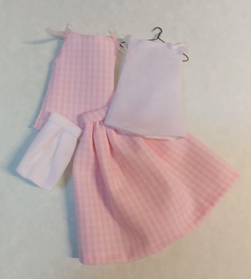 La Petite Belle Pattern - #2017