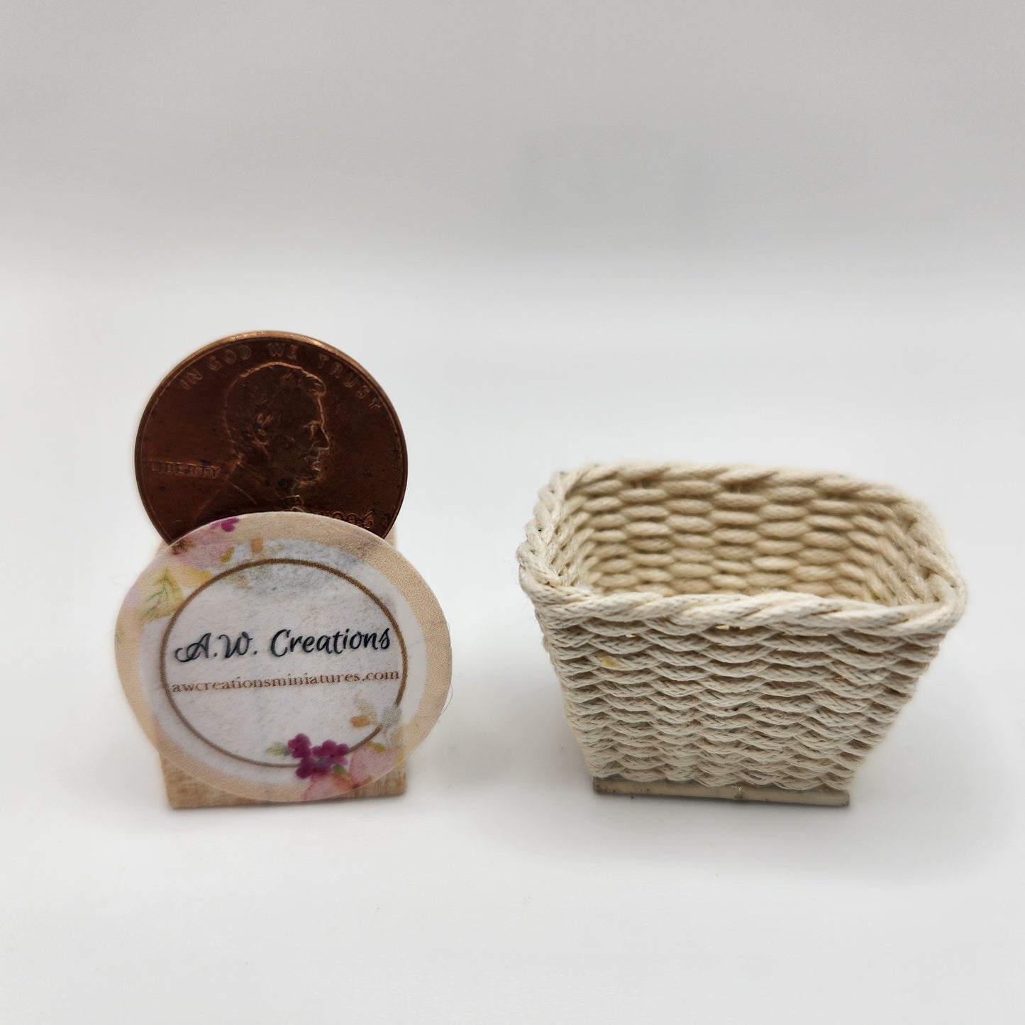 Basket - White Square