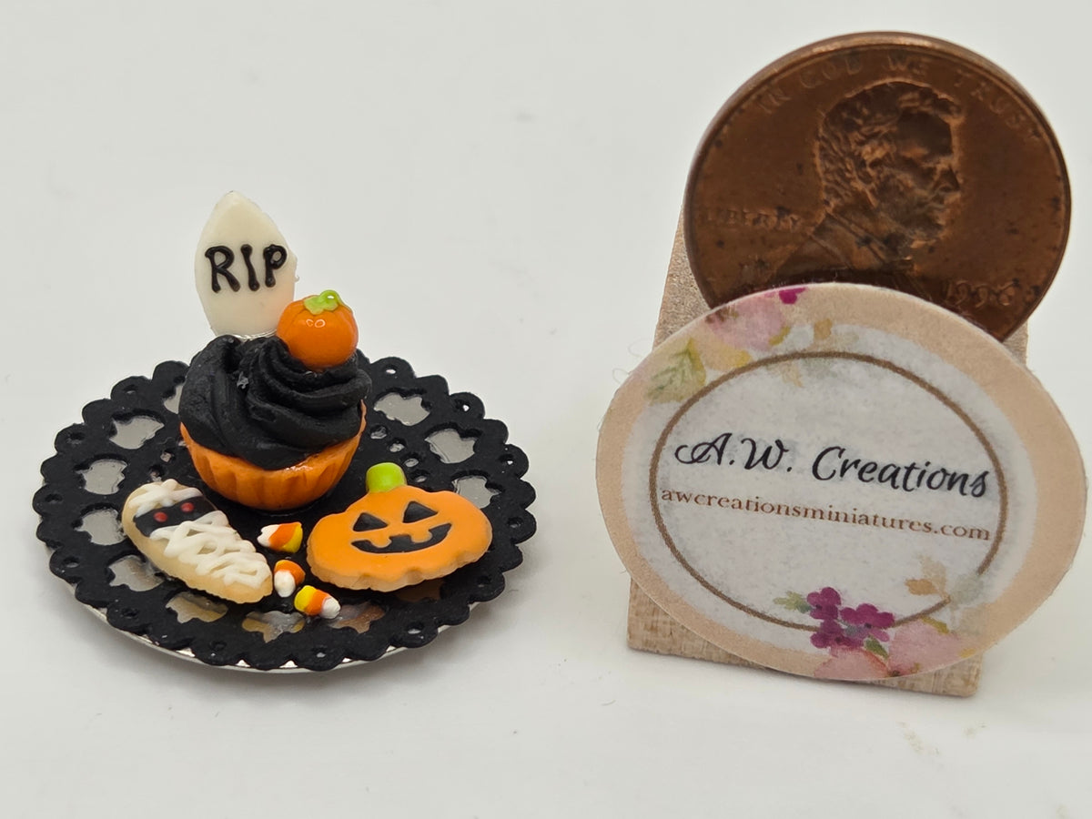 Plate of Treats - Halloween