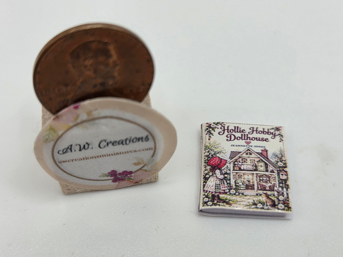 Book - Hollie Hobby Dollhouse