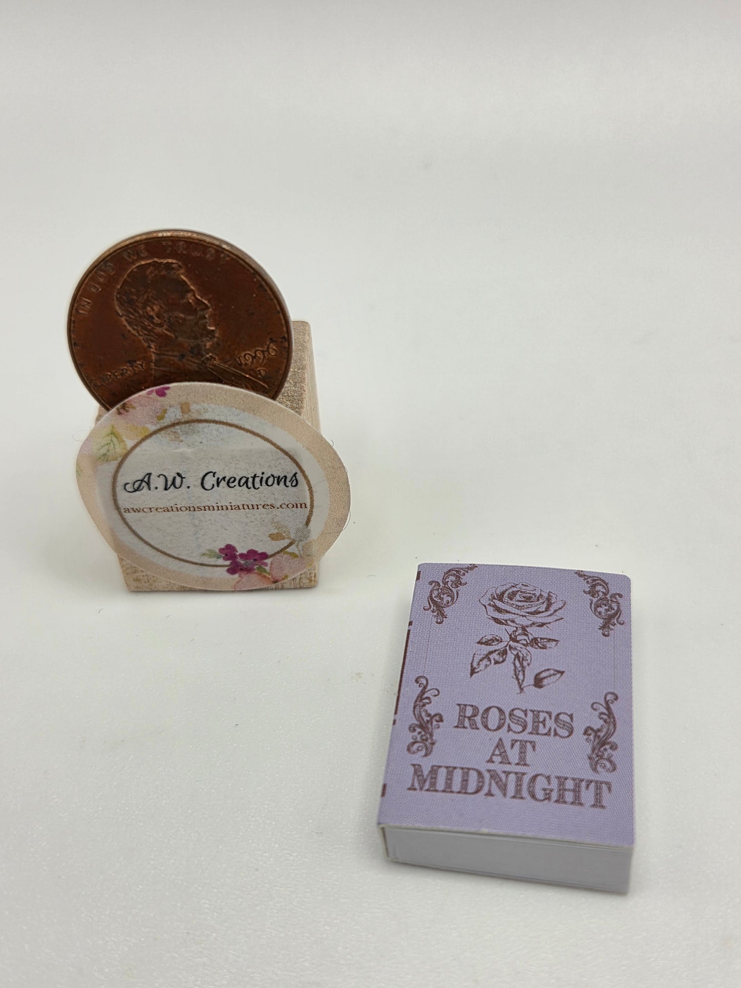 Book - Roses At Midnight