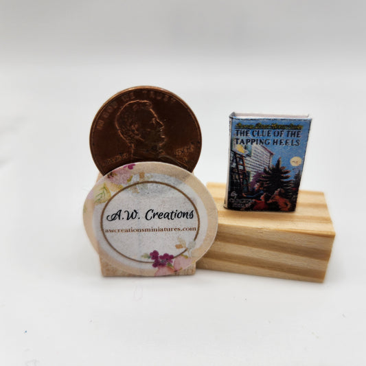 Book - The Clue of the Tapping Heels