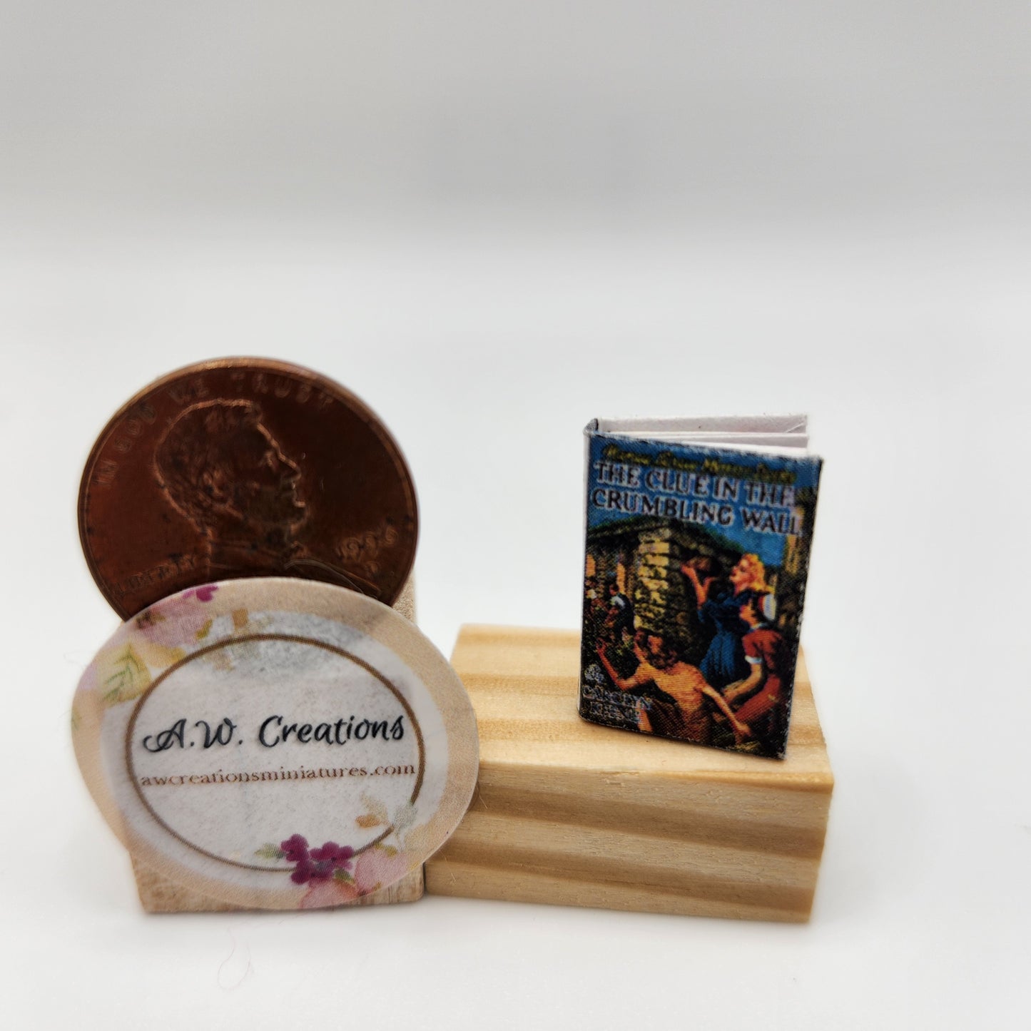 Book - The Clue in the Crumbling Wall