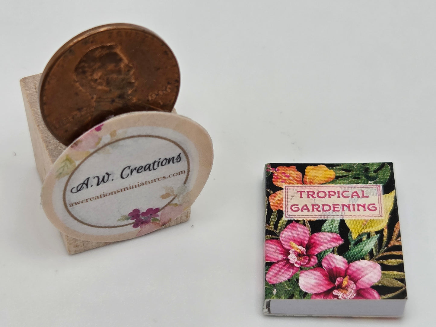 Book - Tropical Gardening