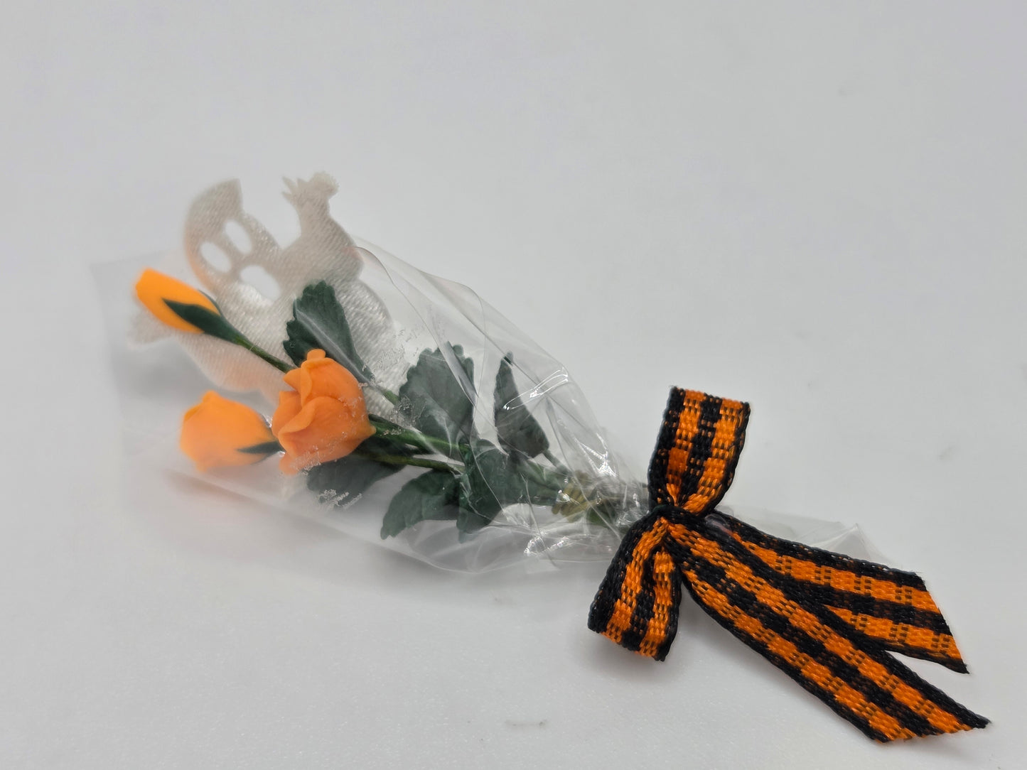 Boo-quet - Orange Roses