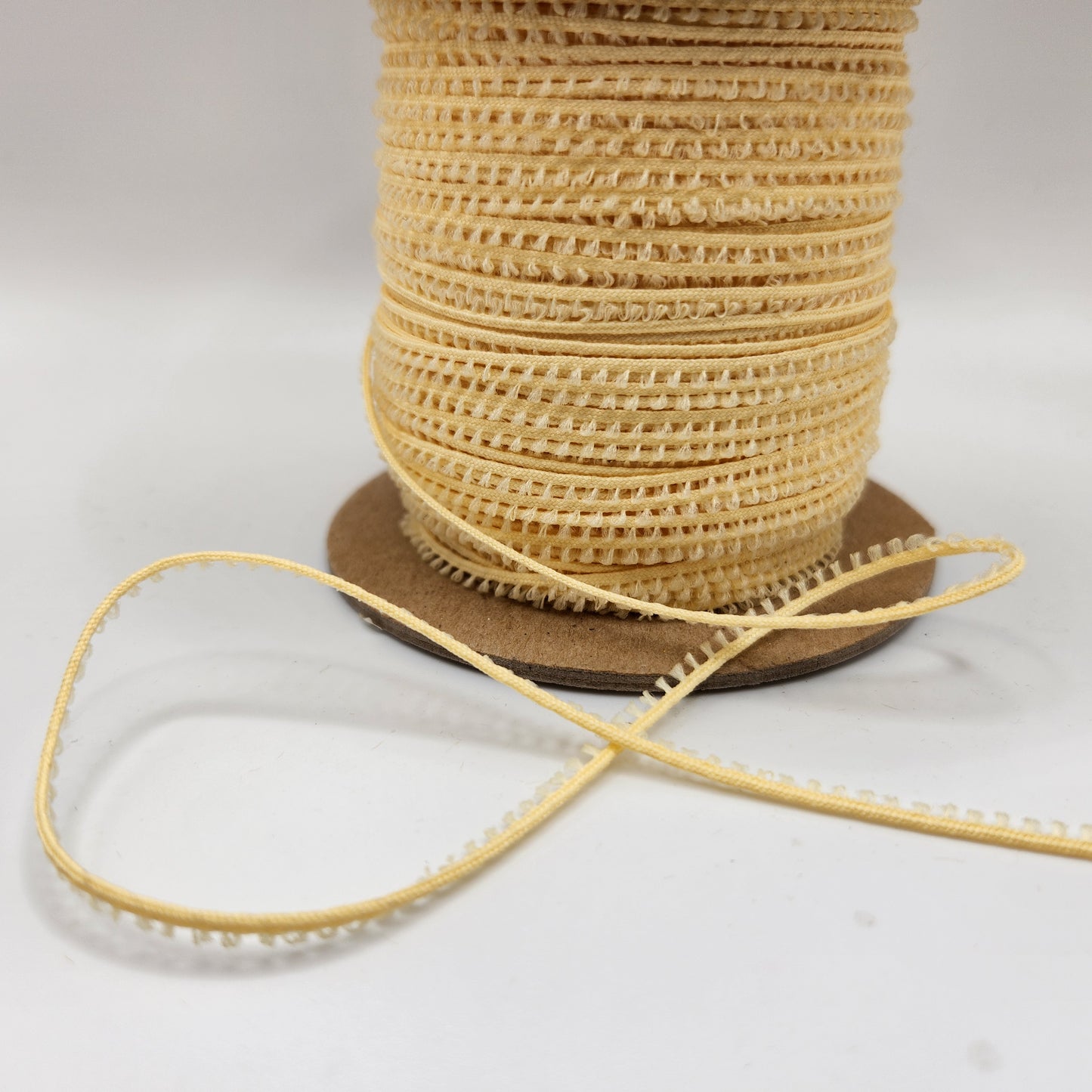 Mini Picot Braid Eyelash #7532 - Marigold