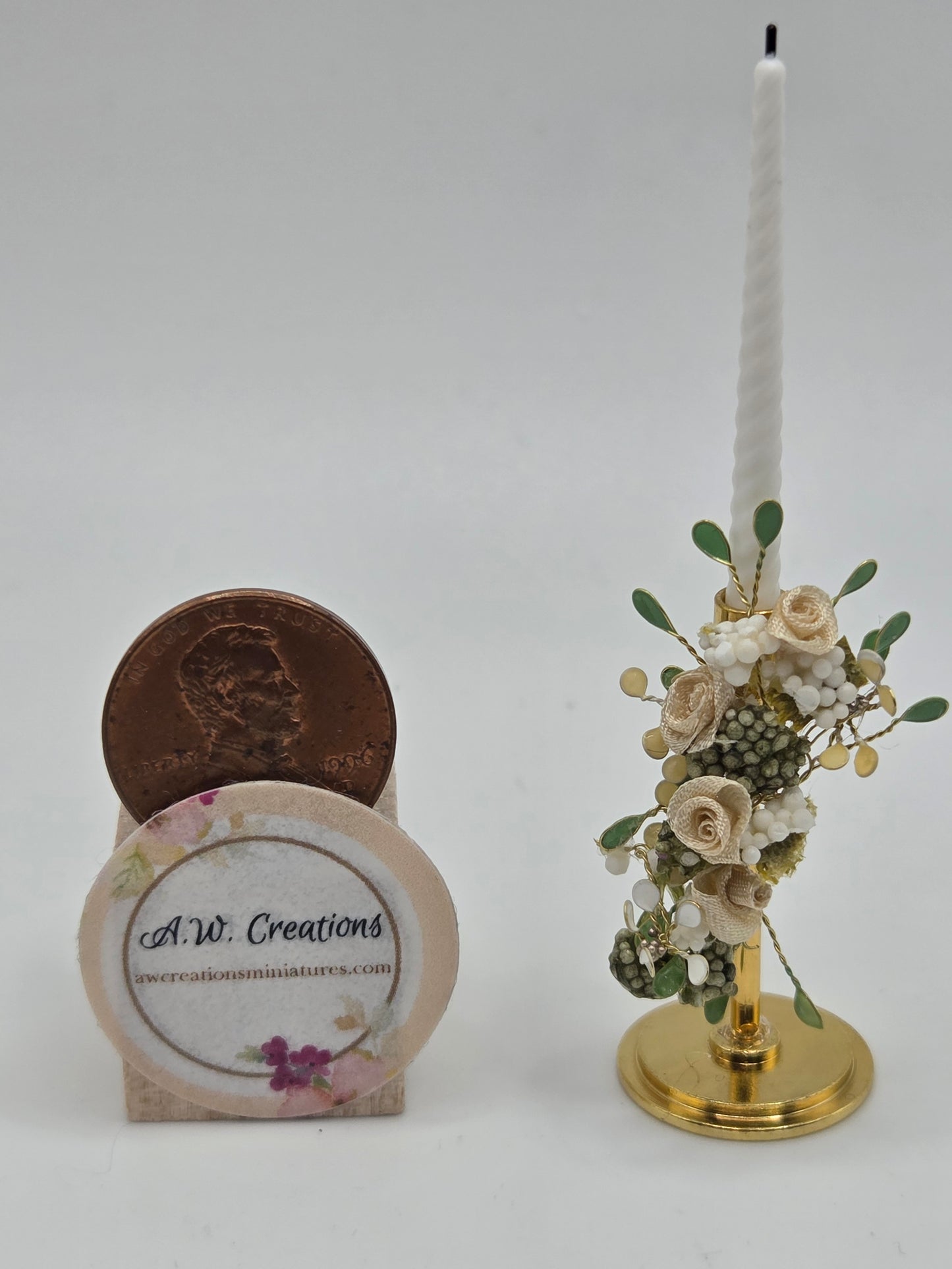 Fancy Candle - Cream & White, Large