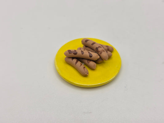 Plate of Hot Dogs/Brauts