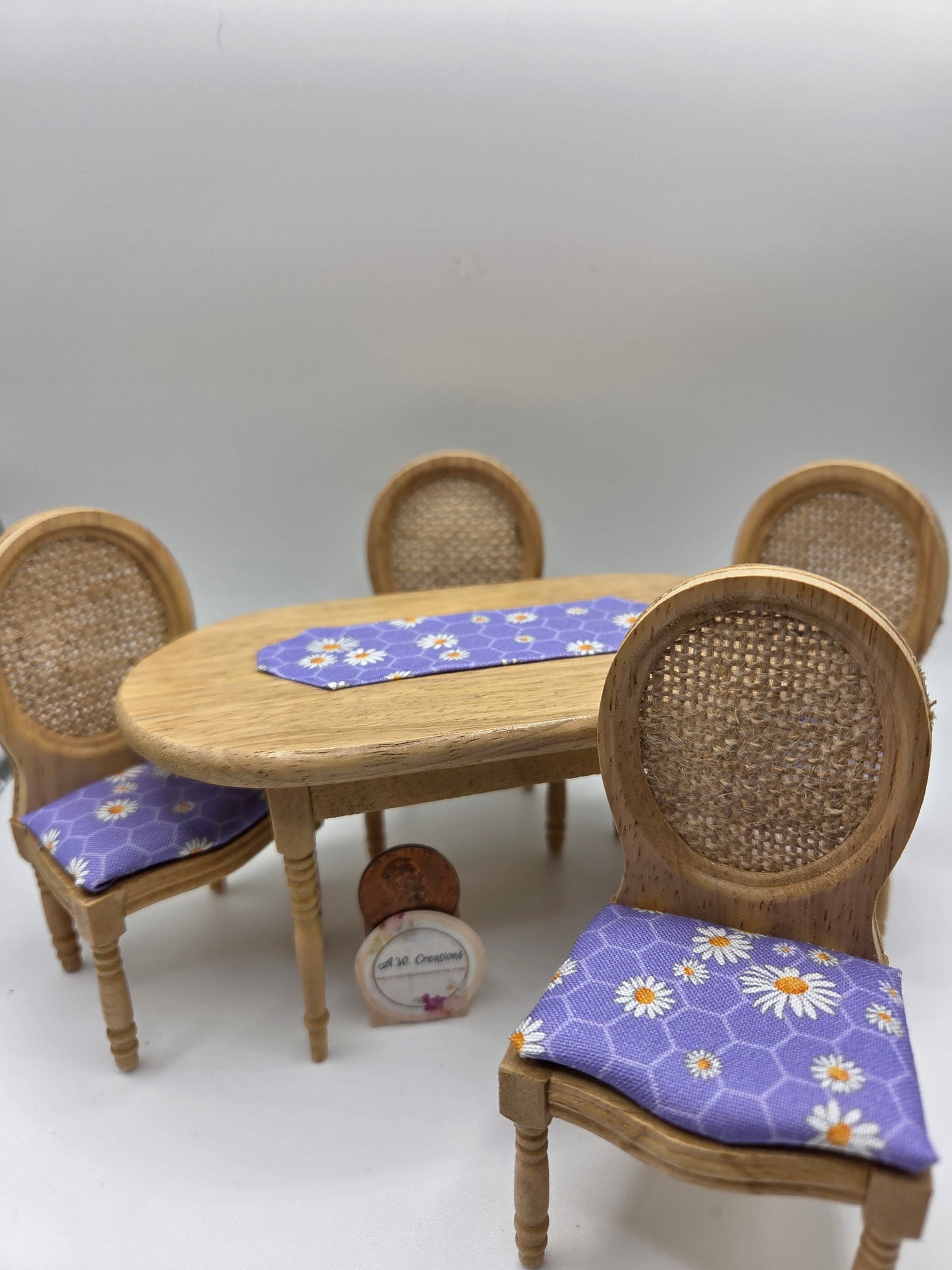 Dining Set - Lavender with Daisies