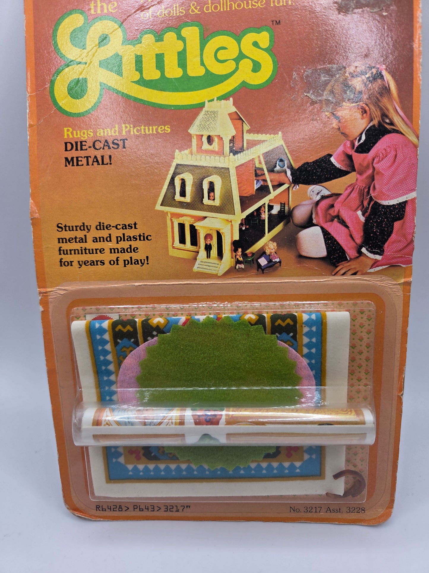 The Littles - Rugs & Pictures