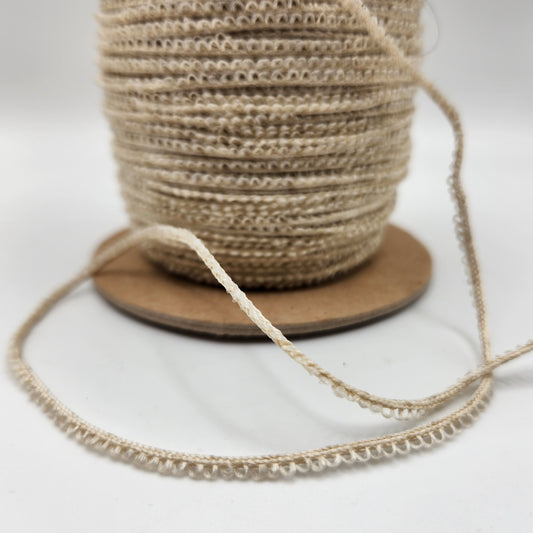 Mini Picot Loop #58021 - Ecru