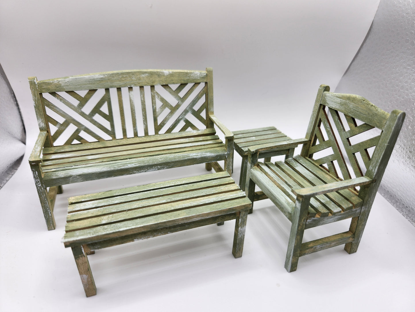 Patio Set - Distressed Green