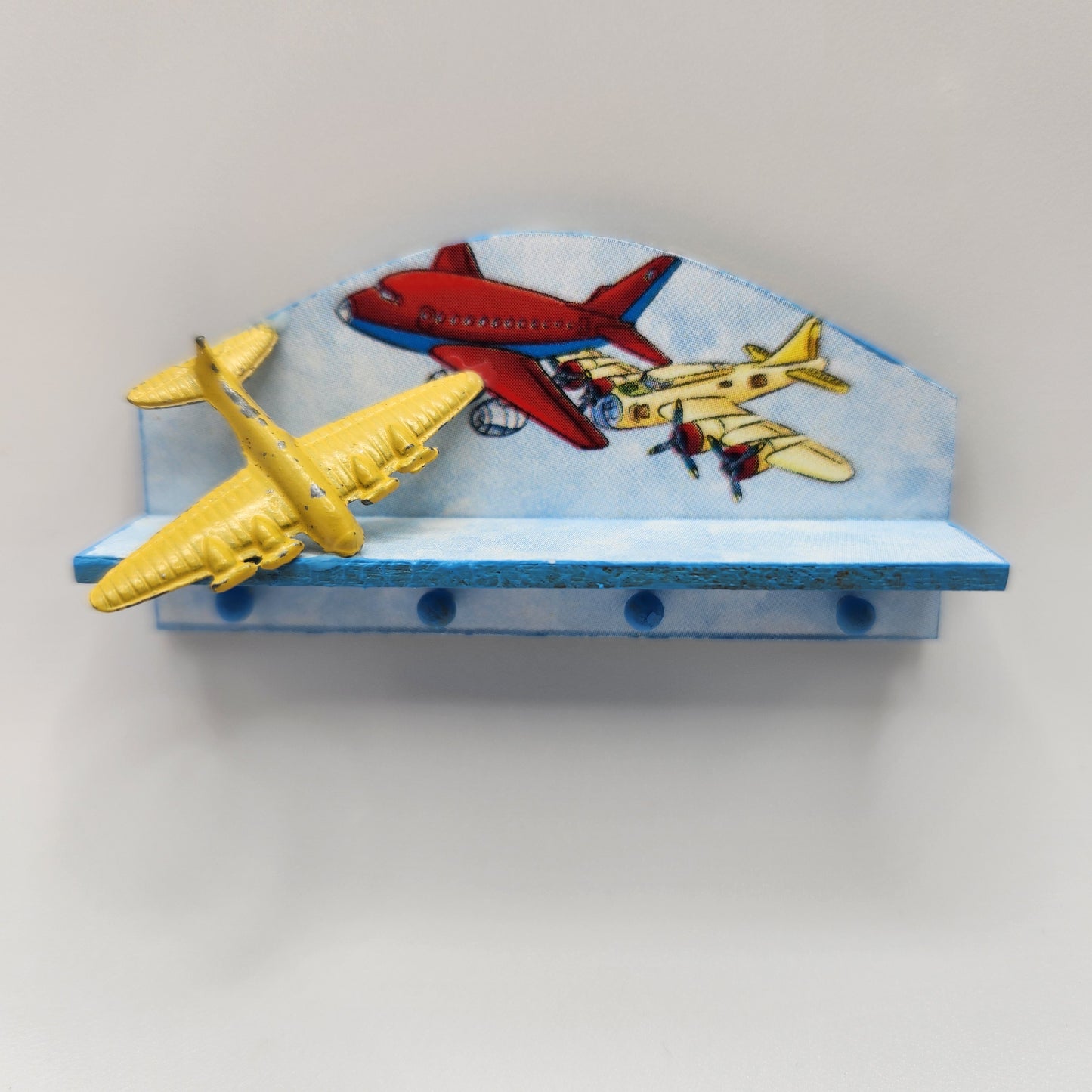 Peg Shelf - Airplanes
