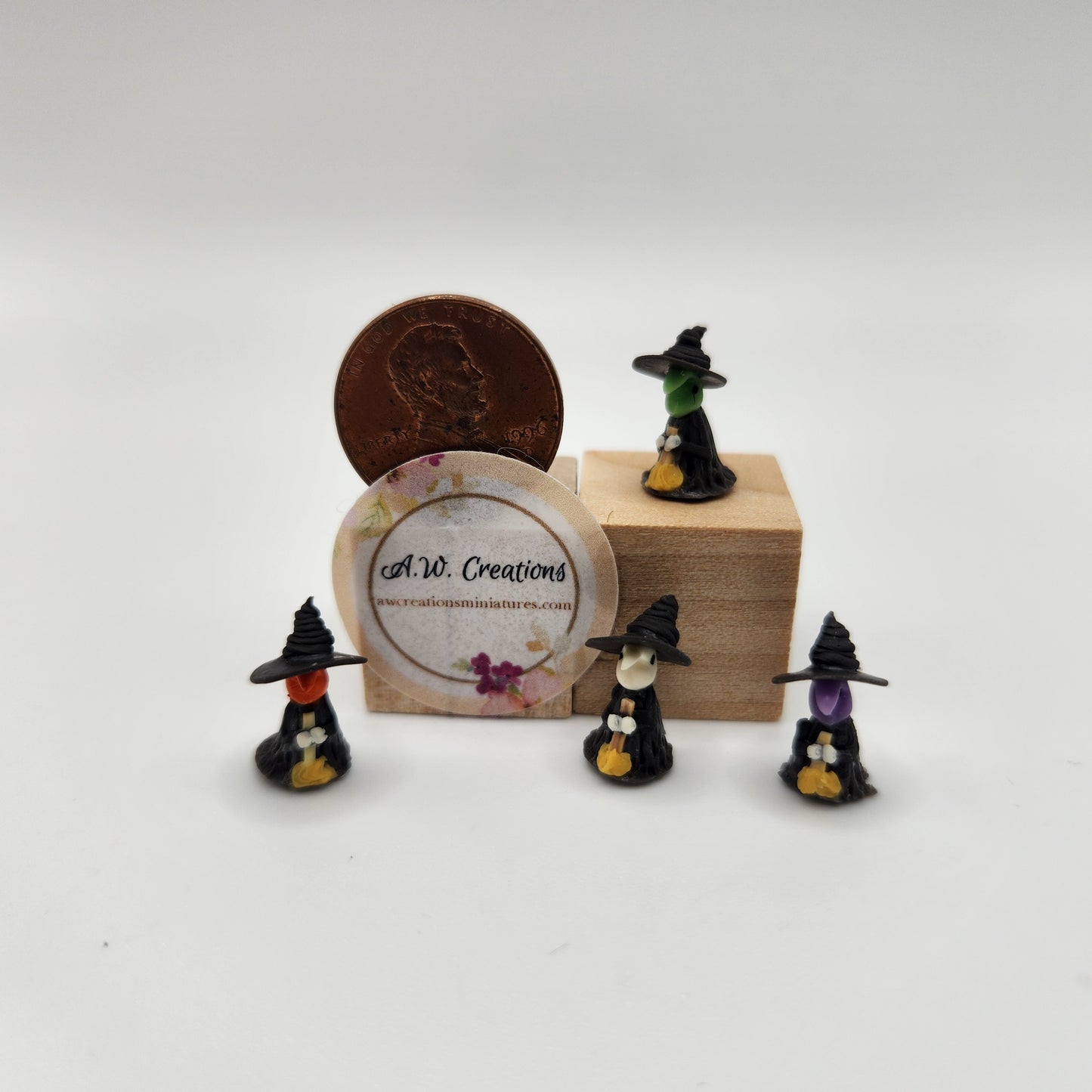 Mini Witch - Polymer Clay