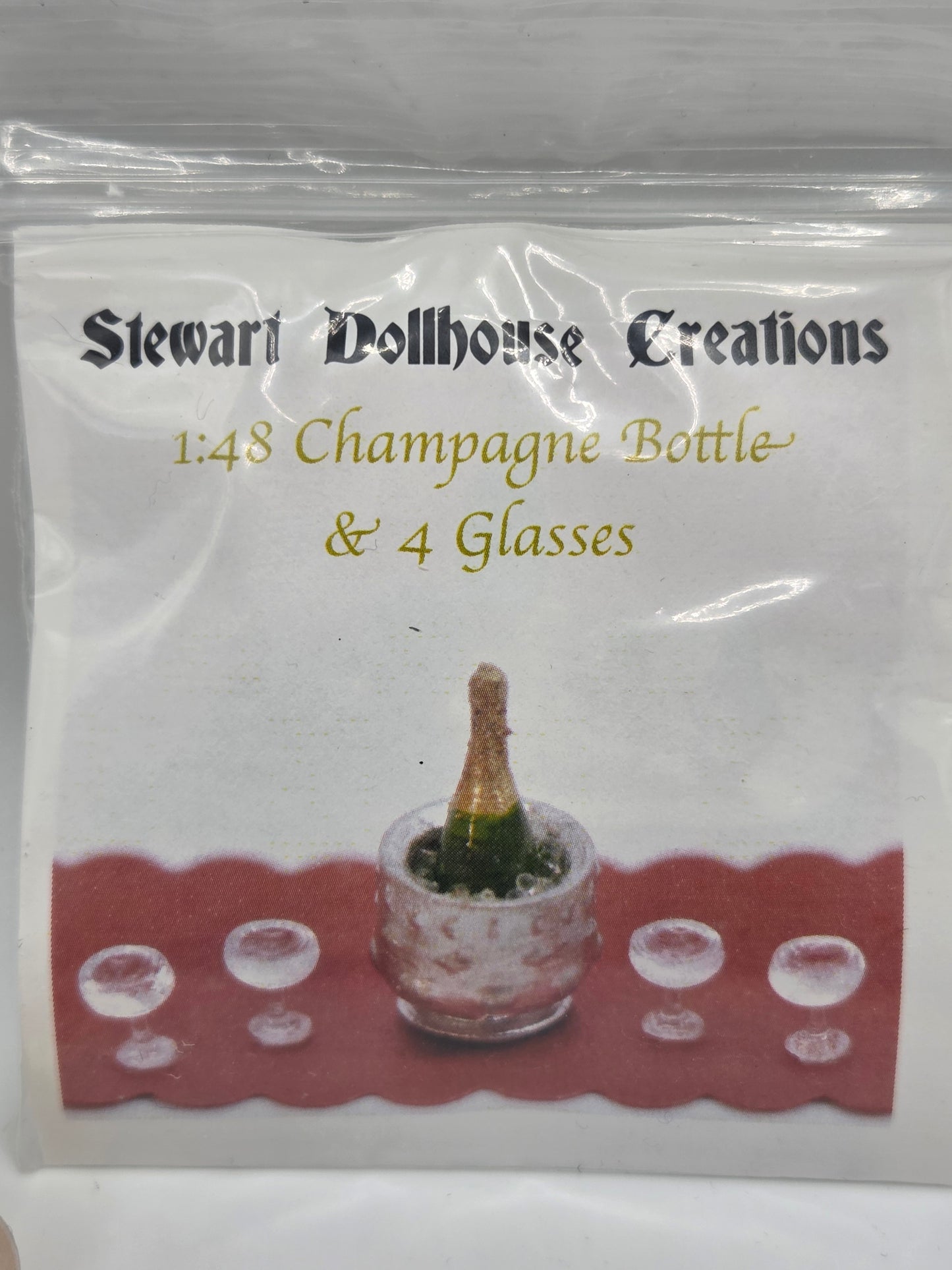 Kit - Champagne Bottle & 4 Glasses 1:48