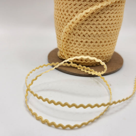 Mini Ric Rac #27147 - Marigold