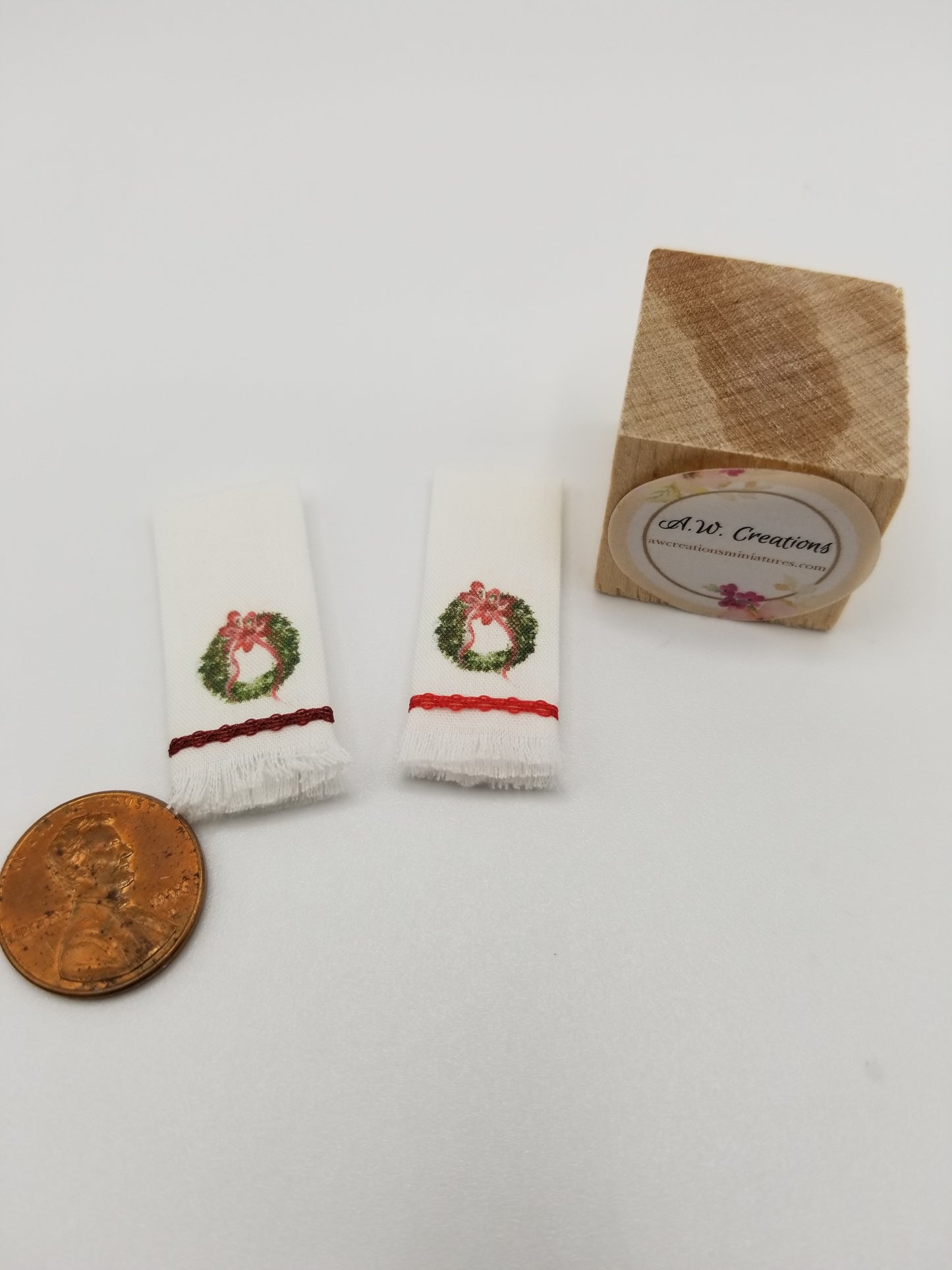 Tea Towel - Christmas Wreath
