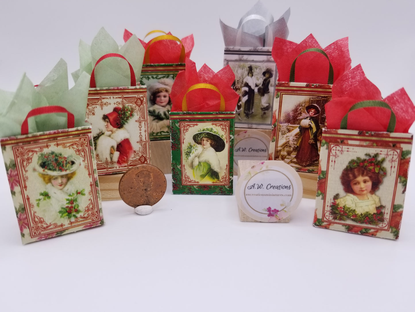 Christmas Shopping Bag with Tissue
