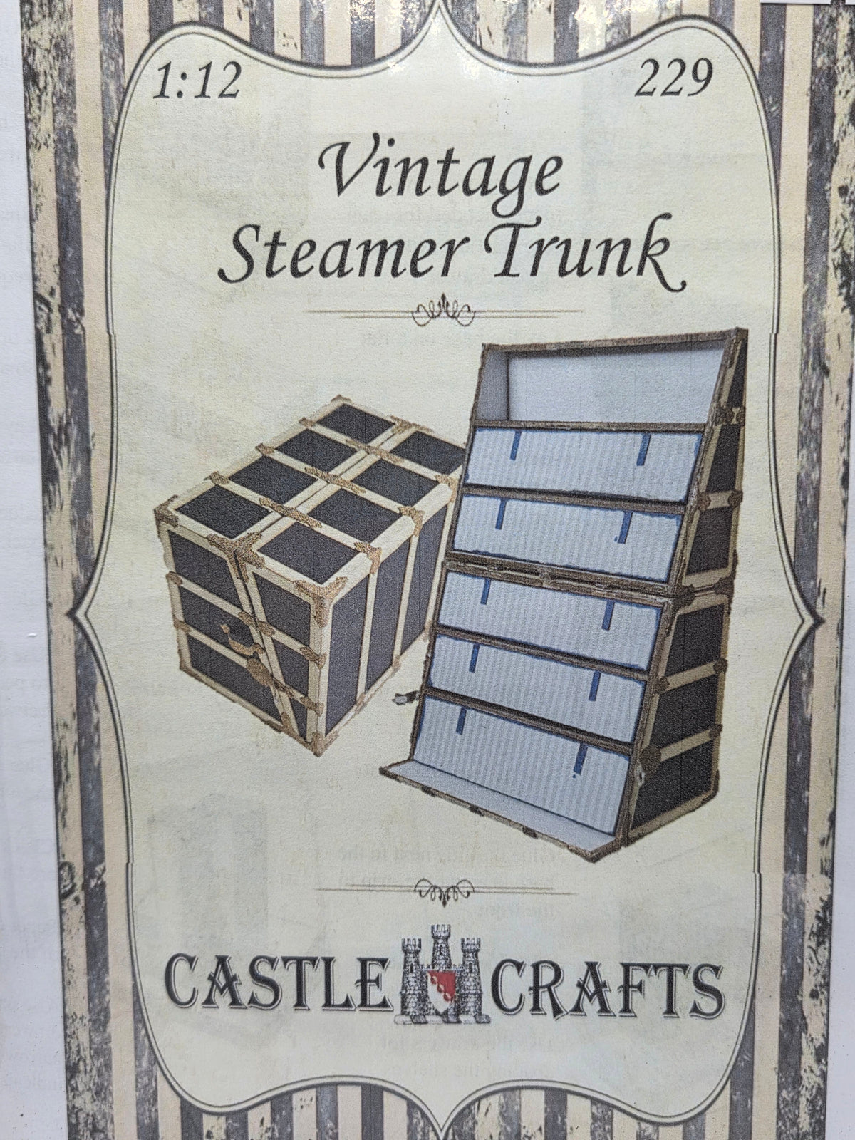 Kit - Vintage Steamer Trunk #229