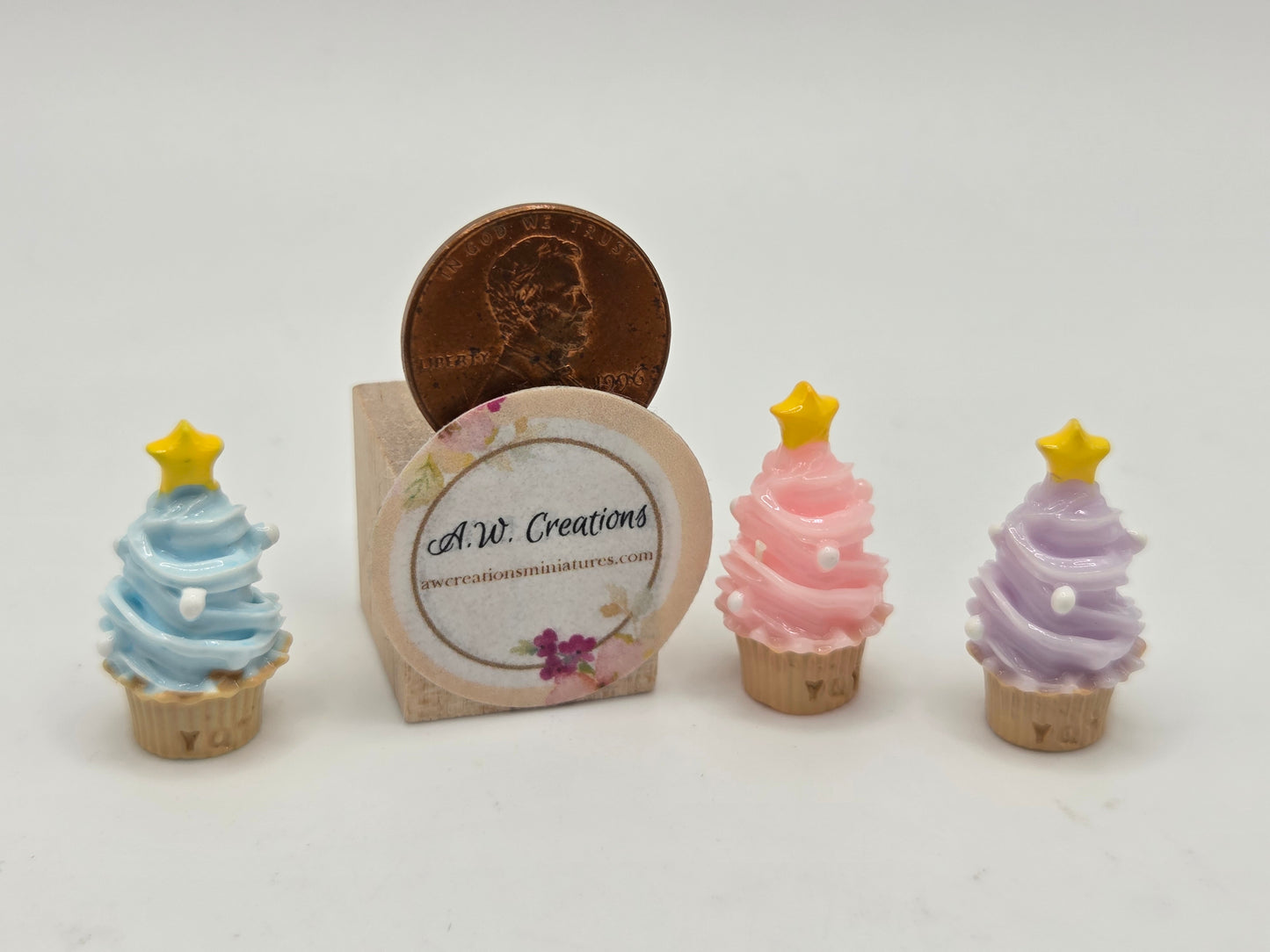 Christmas Tree Cupcake Cabochon