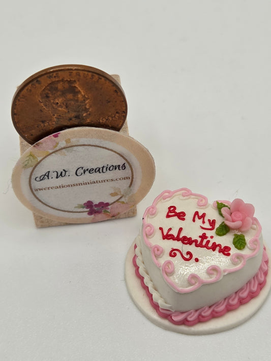 Valentine Cake - Be My Valentine White
