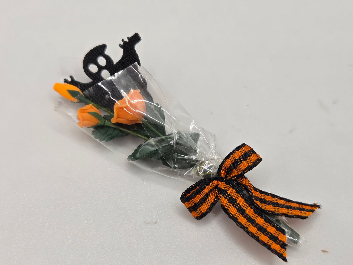 Boo-quet - Orange Roses