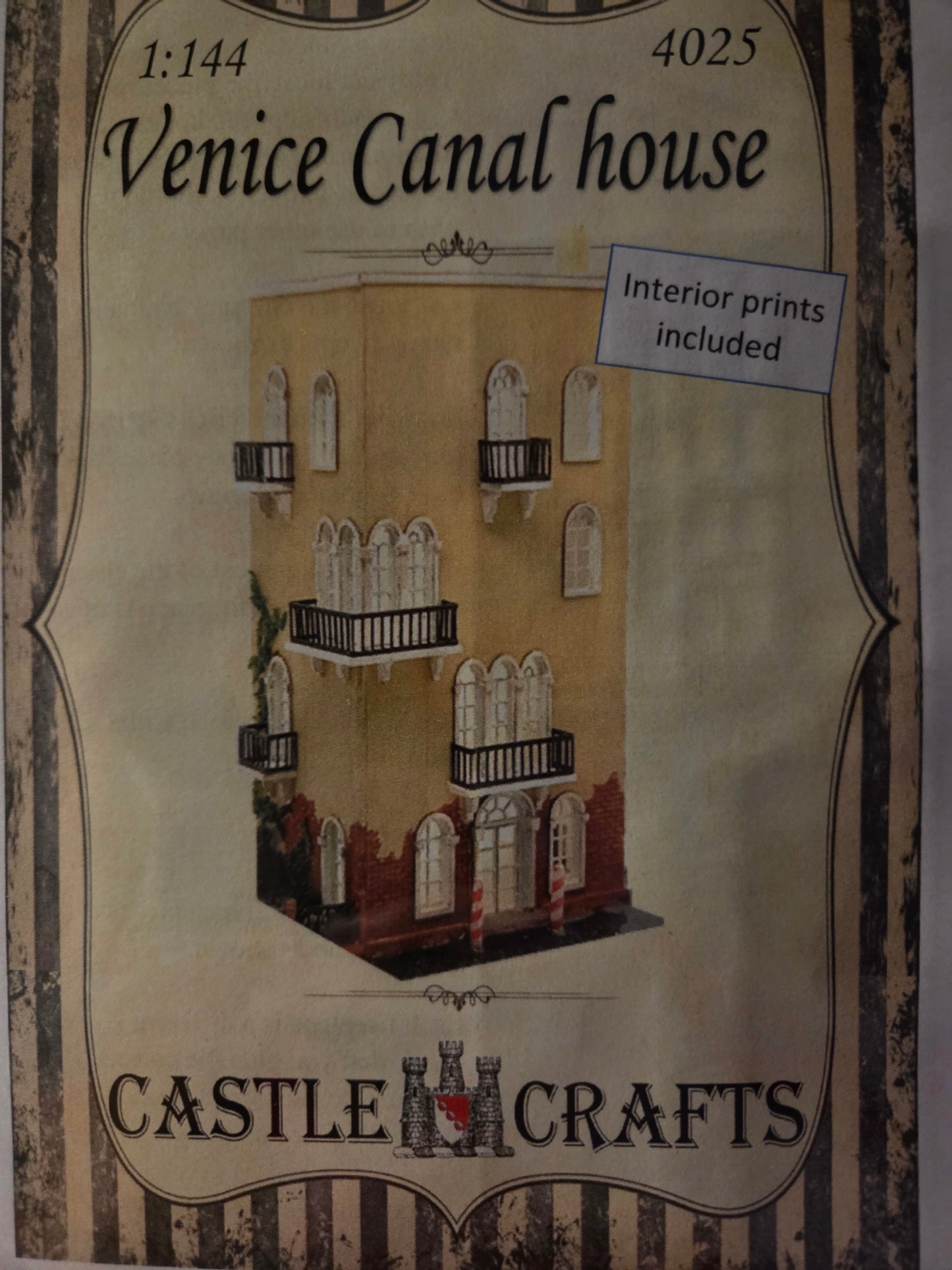 Kit - Venice Canal House #4025  1:144