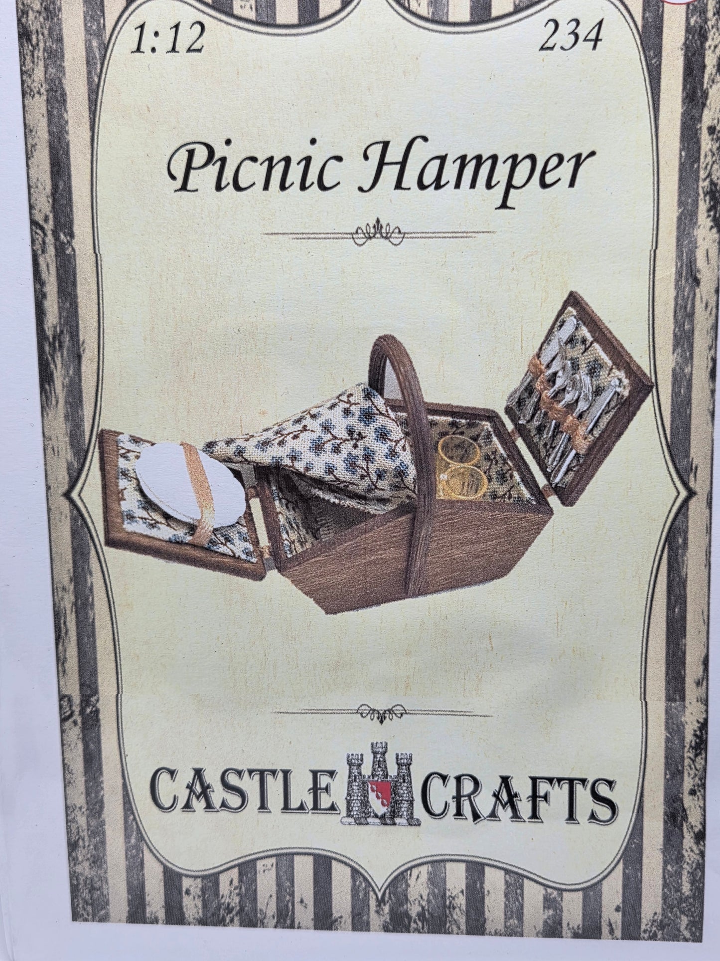 Kit - Picnic Hamper #234