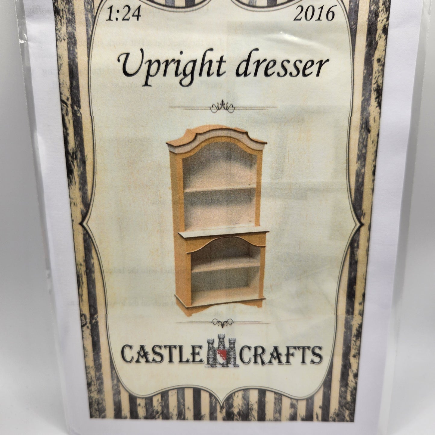 Kit - 1:24 Upright Dresser #2016