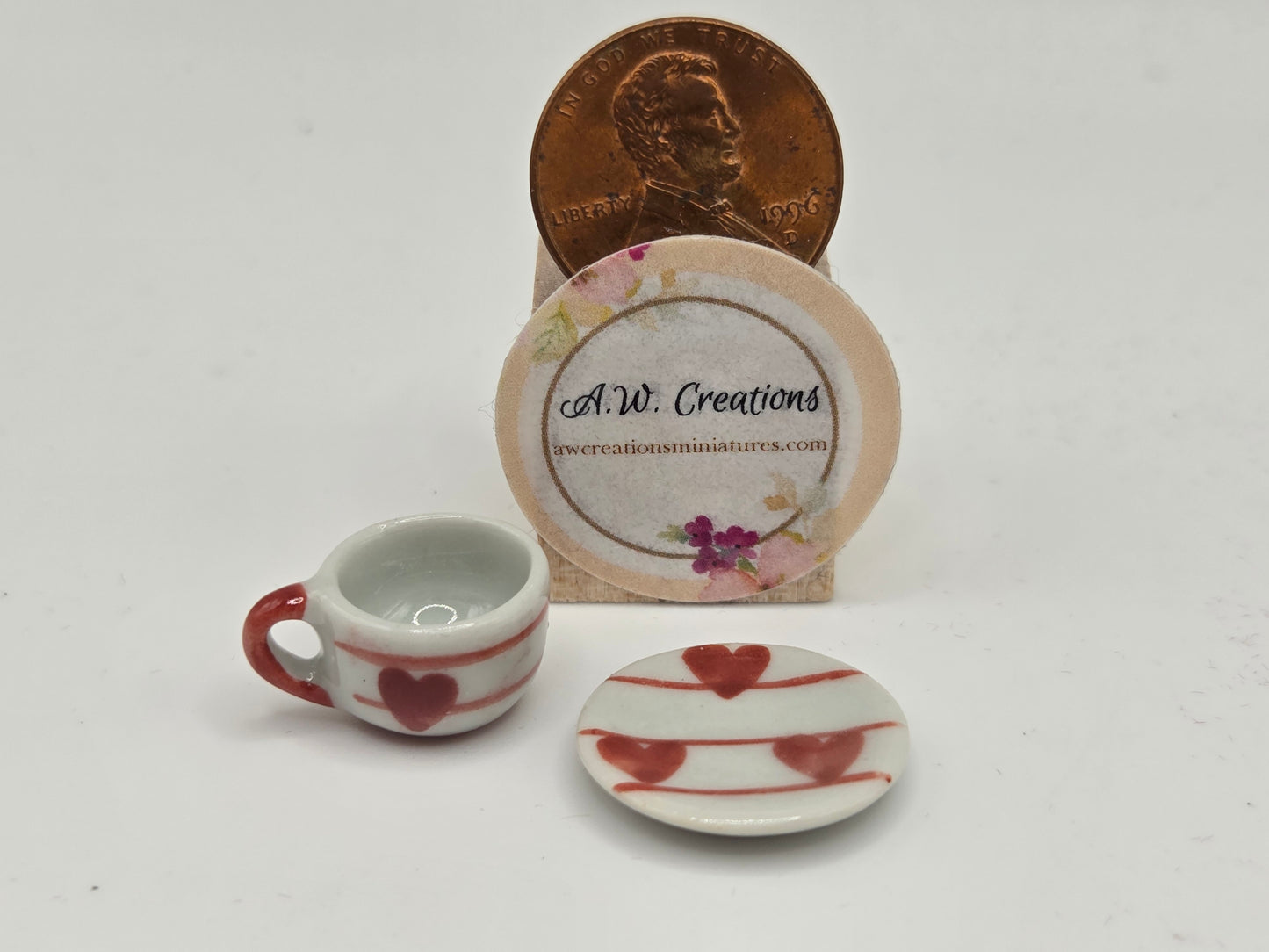 Cup & Saucer - Small Hearts
