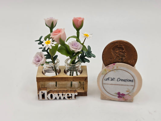 Flower Arrangement - Mixed Roses & Daisies