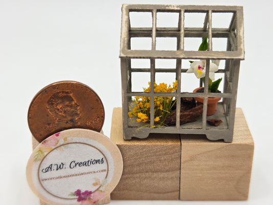 Terrarium - Taupe with Orchid 1:24