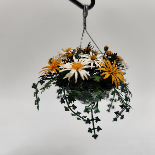 Hanging Daisy Mum