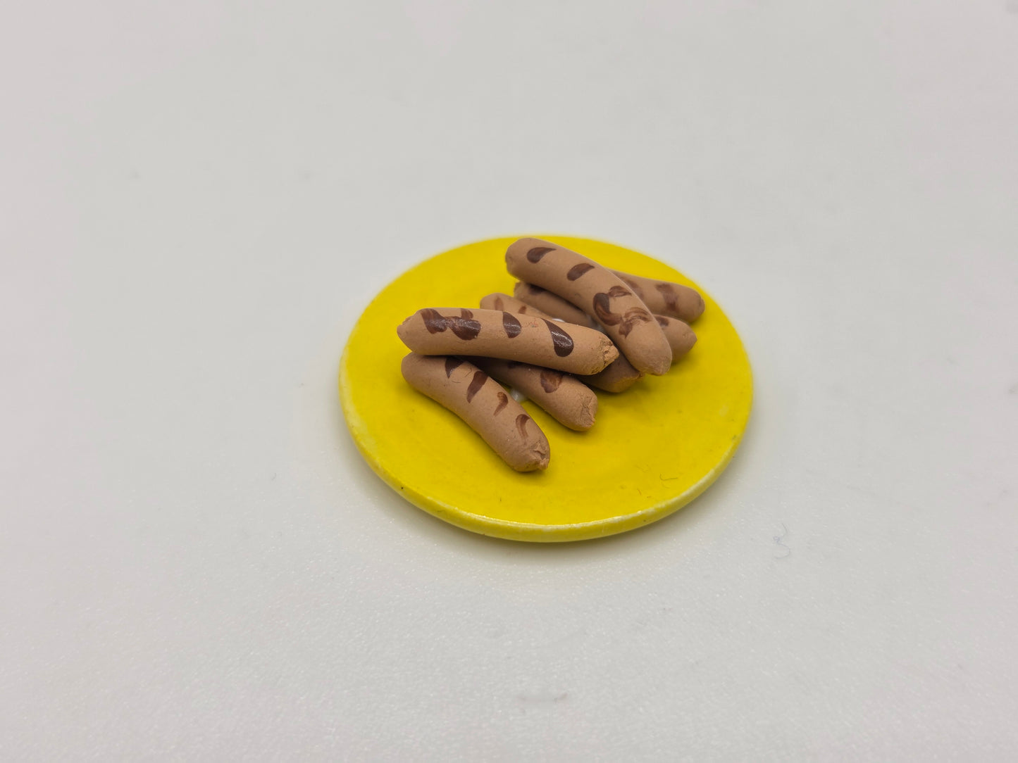 Plate of Hot Dogs/Brauts