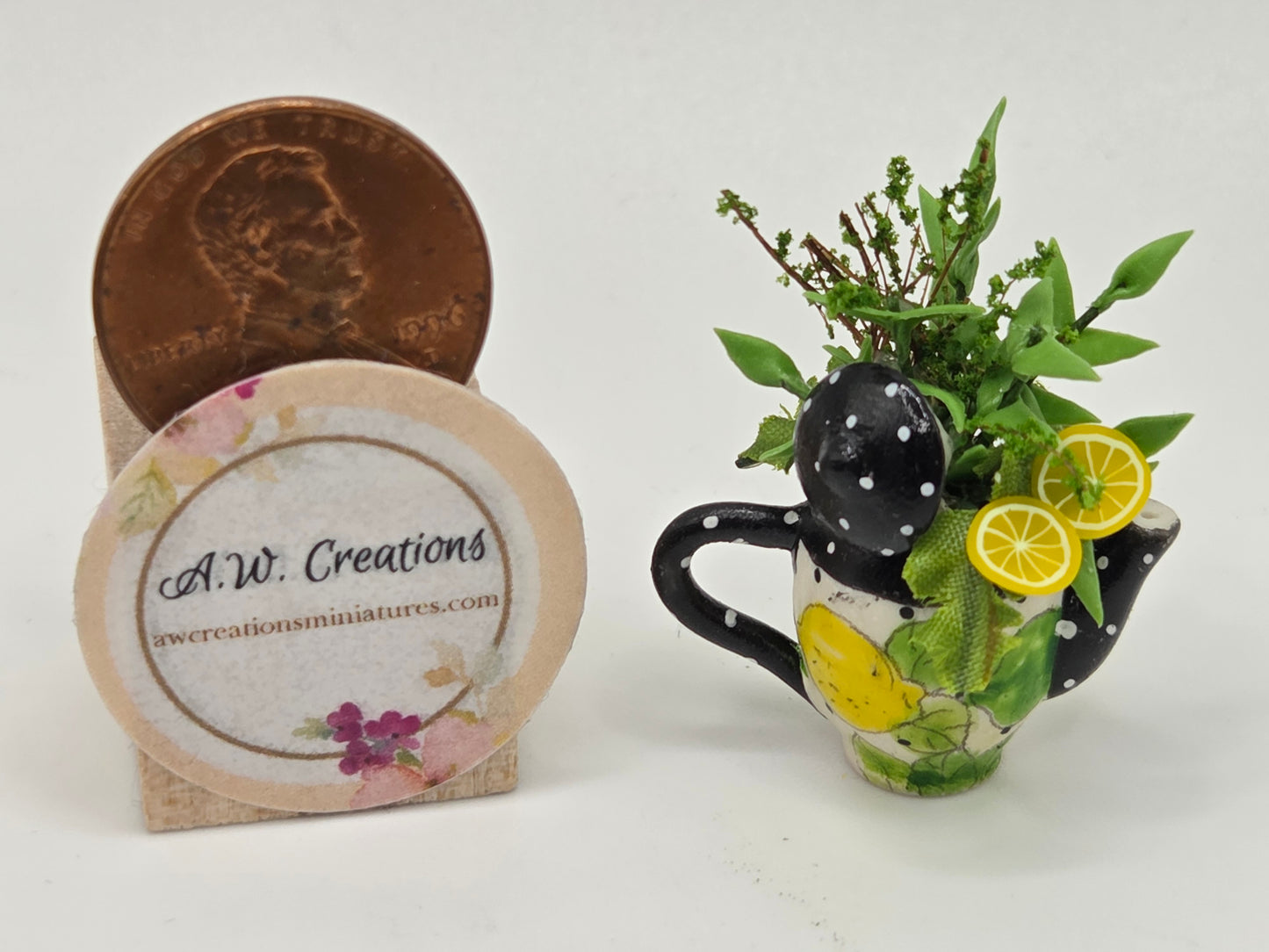 Teapot Arrangement - Lemons