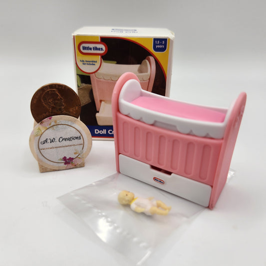 Toys - Little Tikes Doll Crib