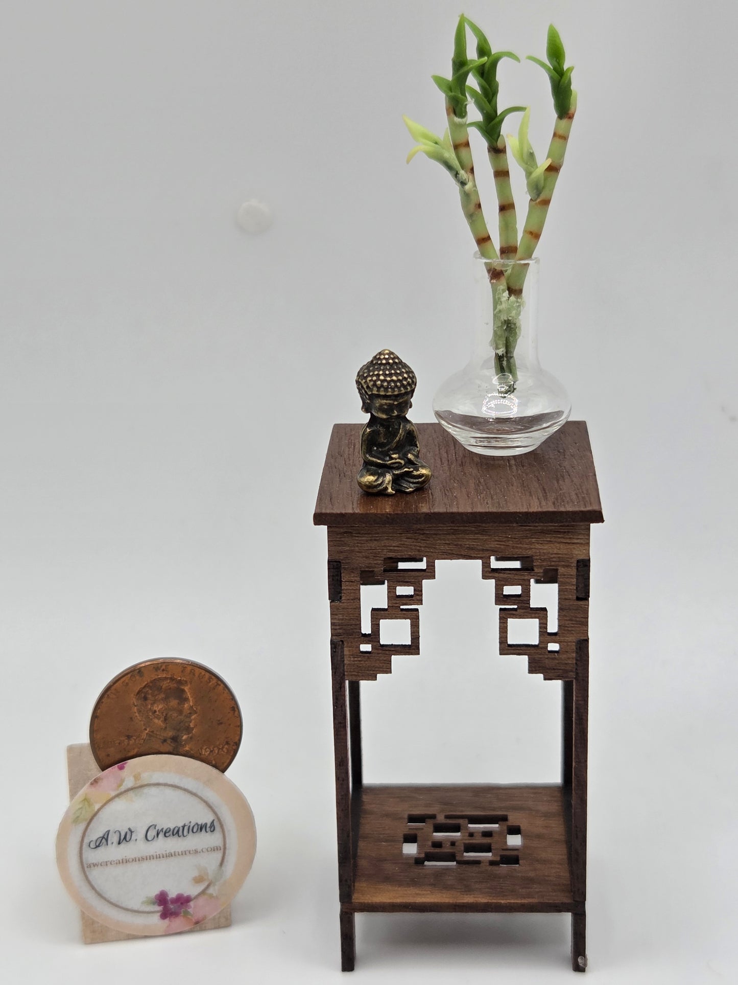 Oriental Stand - Brown