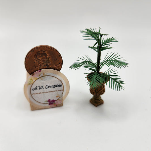 Parlor Palm in Pedestal Urn 1:24