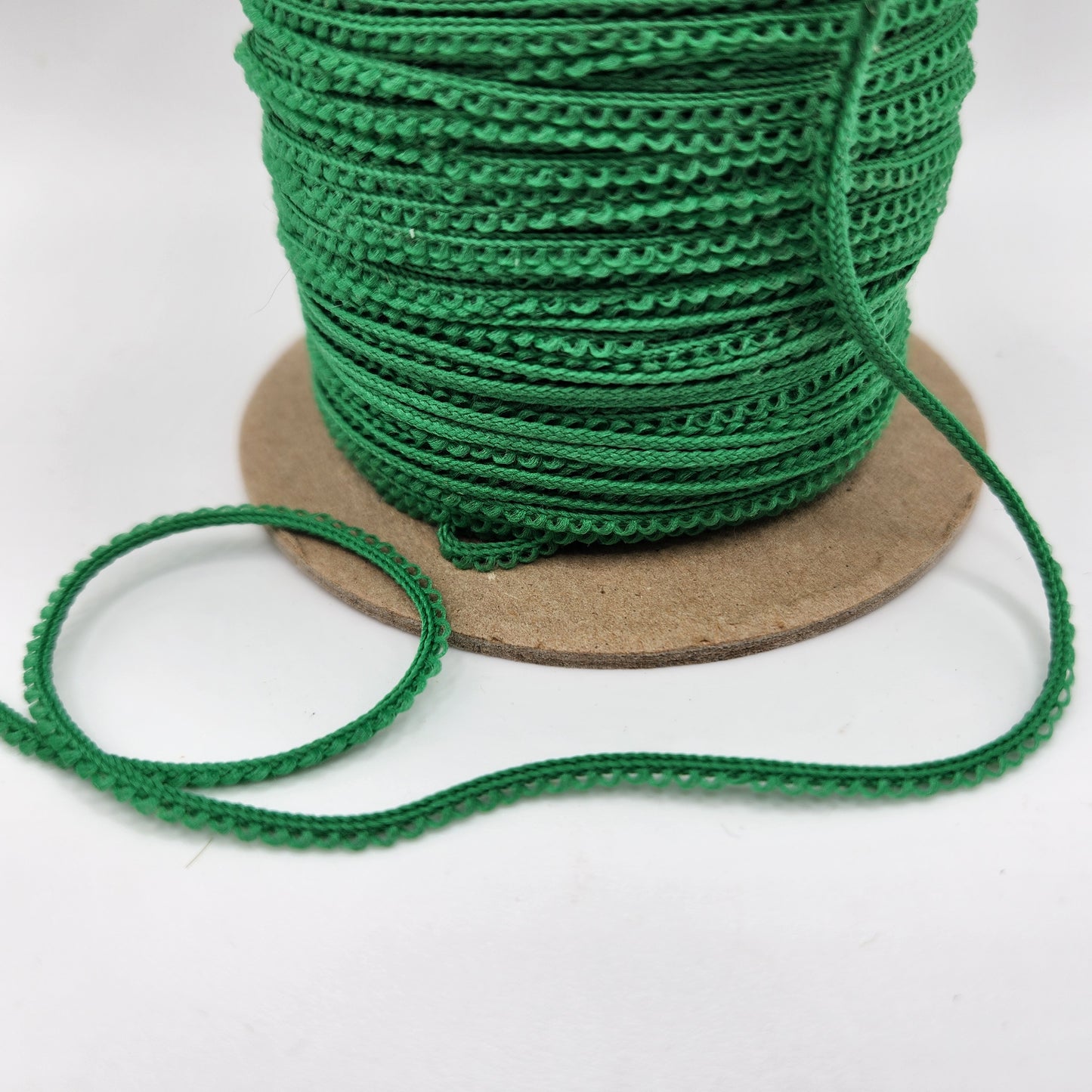 Mini Picot Loop #58021 - Phoenix Green