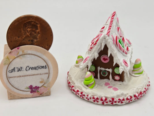 Gingerbread House - Pink