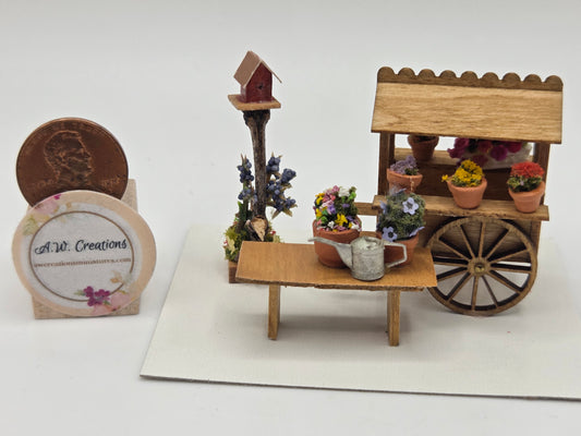 Flower Cart & Birdhouse 1:48