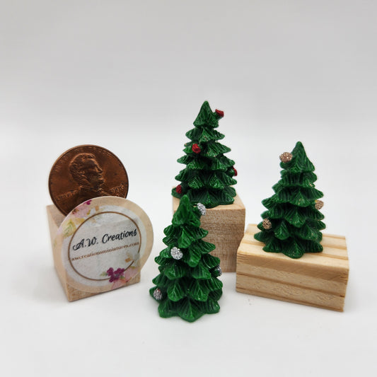 Christmas Tree - Resin