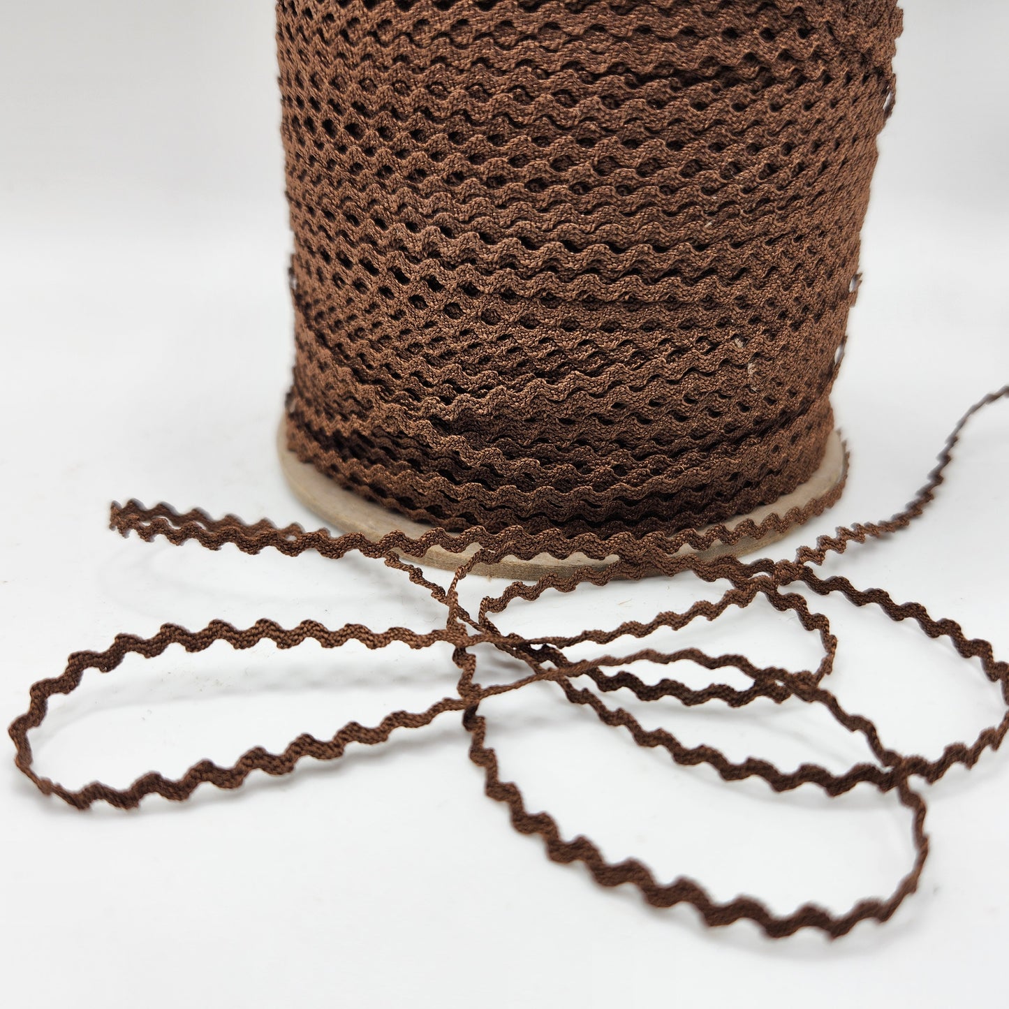 Mini Ric Rac #27147 - Medium Brown