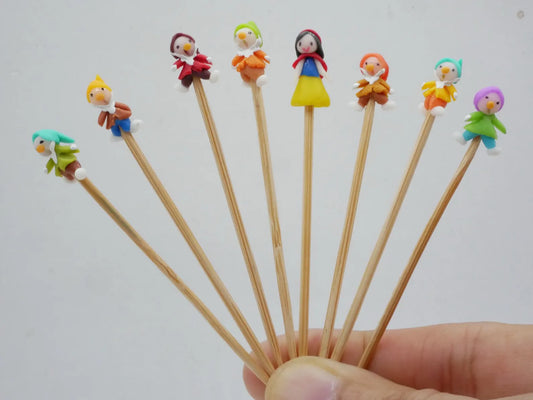 Snow White & Dwarfs