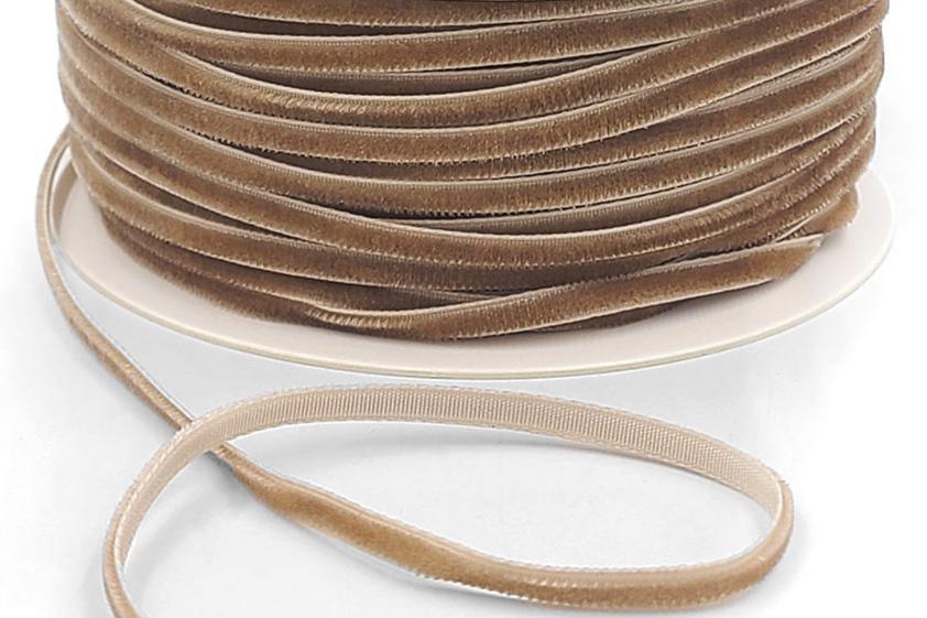 Velvet Ribbon - Light Antique Gold