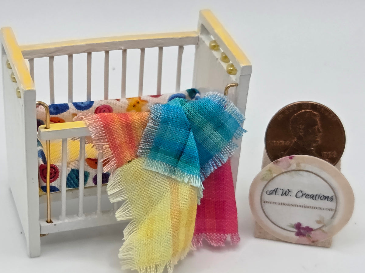 Crib - Yellow 1:24