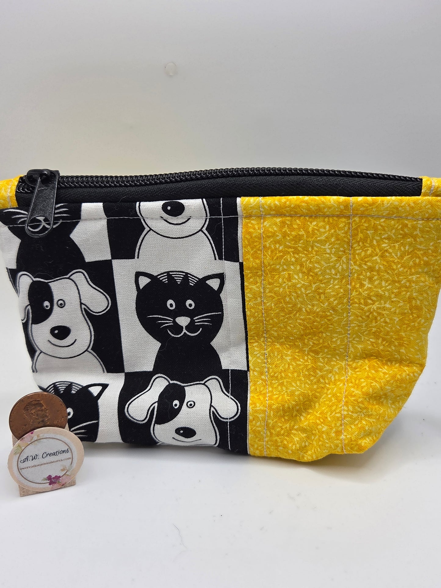 Logo Bag Collection - Cats & Dogs